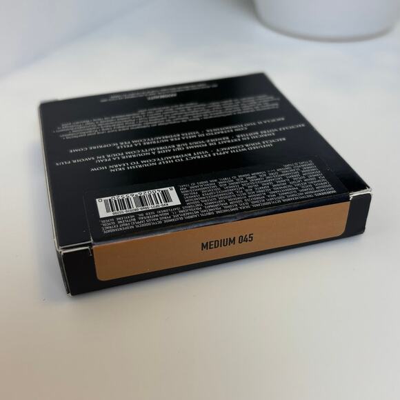 KVD Kat Von D Good Apple Skin Perfecting Foundation Balm Med 045 - 10g /0.35 oz - Picture 4 of 5